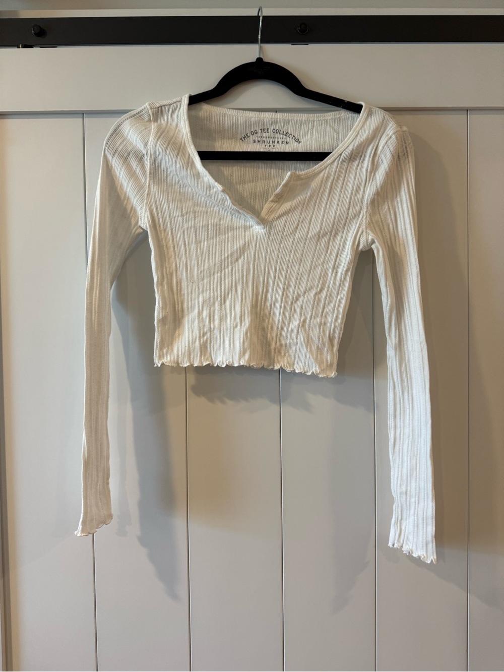 Aeropostale White Ribbed Long-Sleeve Cropped Top